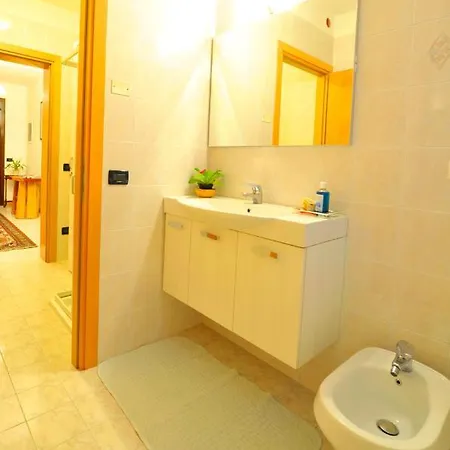 Bed And Breakfast La Sosta Ponte San Nicolo Room photo